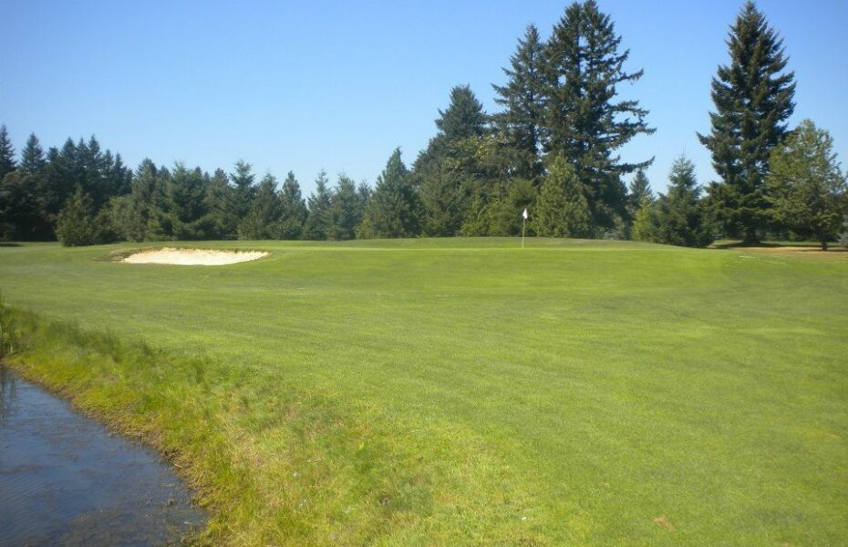 Kohl Creek Golf Course in Wilsonville, Oregon, USA GolfPass