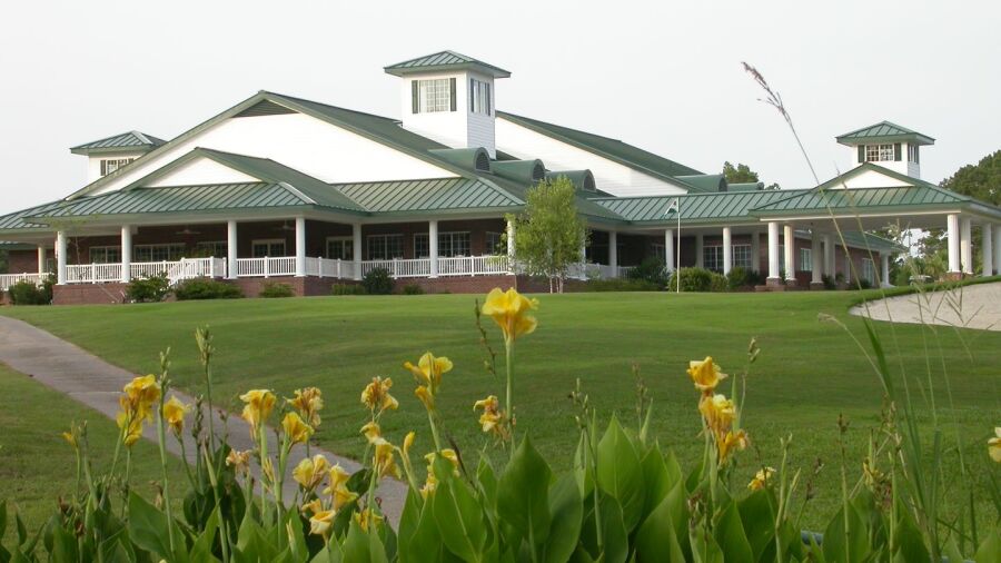 Jacksonville CC: Clubhouse