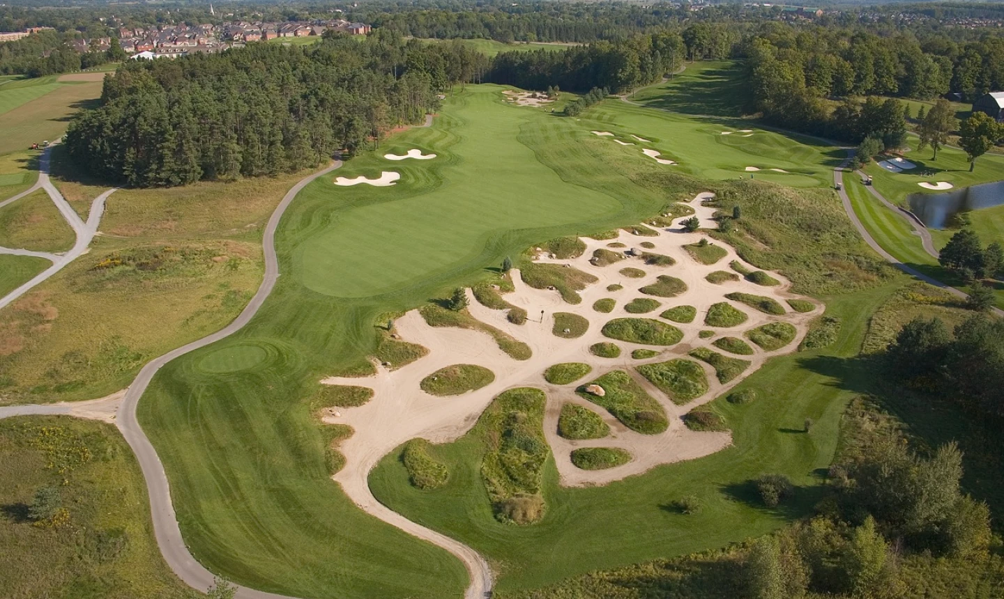 Wooden Sticks golf course - hole 9