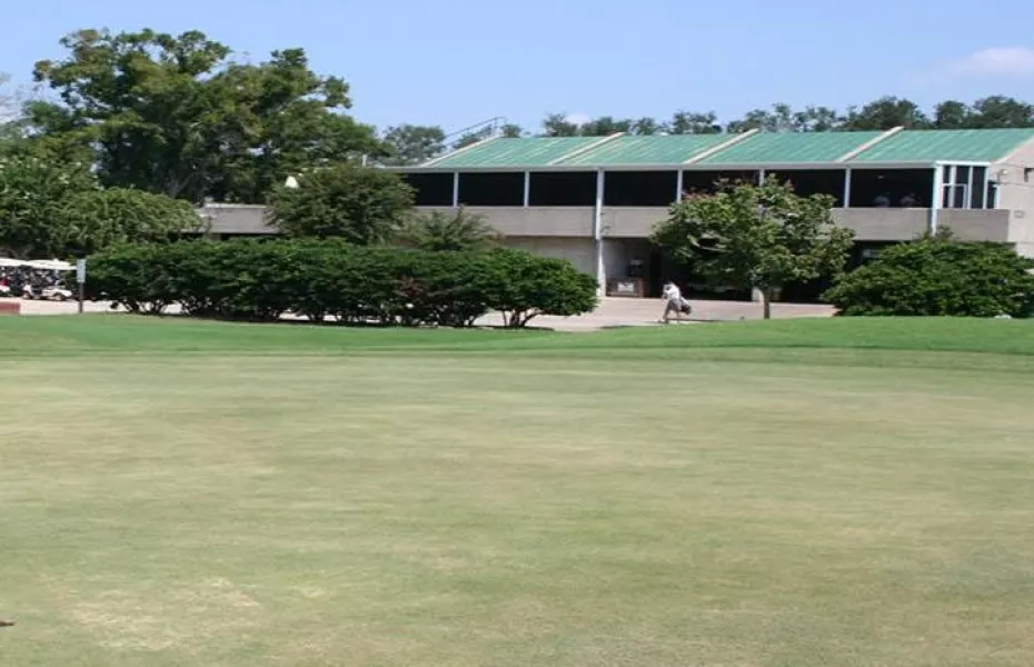 A. C. Read GC: Clubhouse