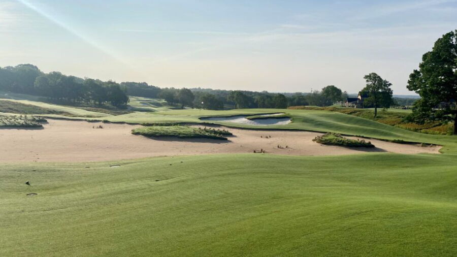 Shangri-La Resort - The Battlefield Par-3: #3