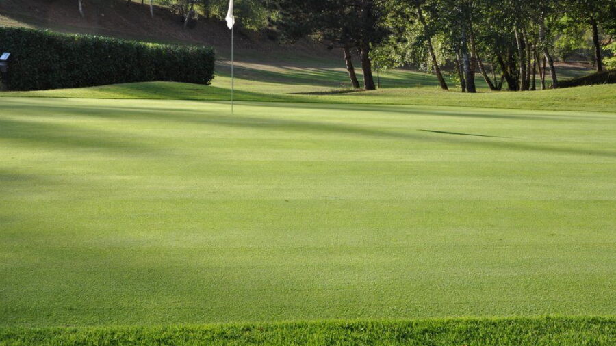 Chateau les Merles GC