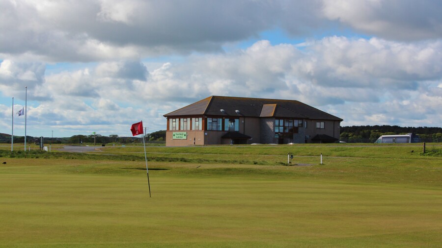 Fraserburgh Golf Club - clubhouse 