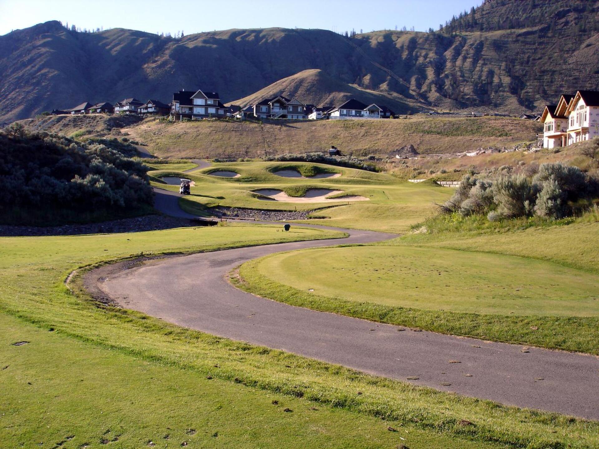 Sun Rivers Golf Resort, Hole 17, Par 3, 134 yds (Photo submitted by DYakimec on 08/26/2017)