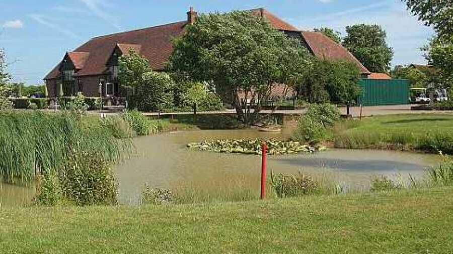 Nazeing GC: Clubhouse