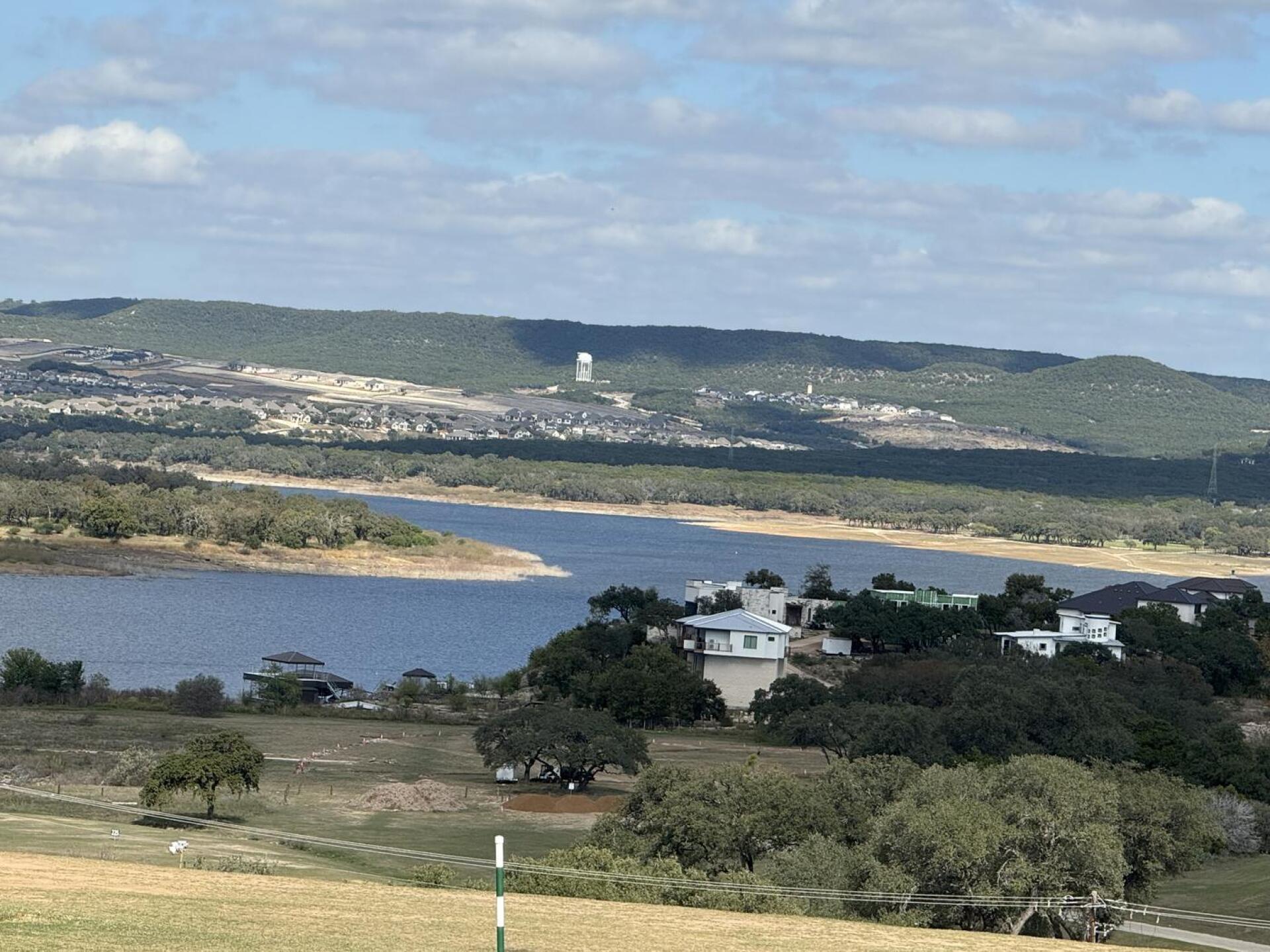 (Photo submitted by WtSpbi9ftJjylePjyFNA on 11/14/2025)