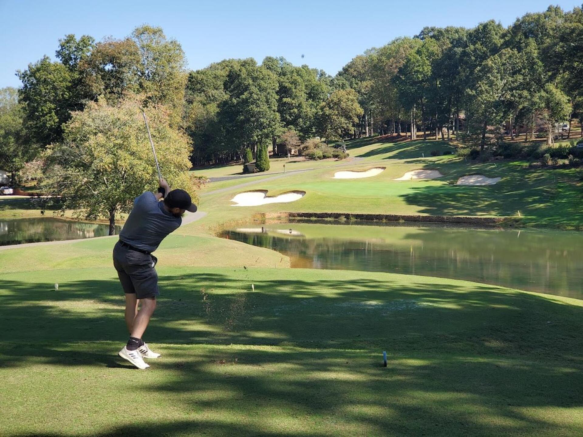 the kids tees off on the 16th (Photo submitted by hoosierdaddy on 10/23/2021)