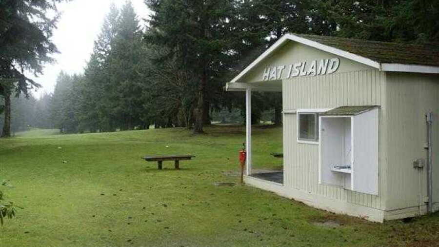 Hat Island GC