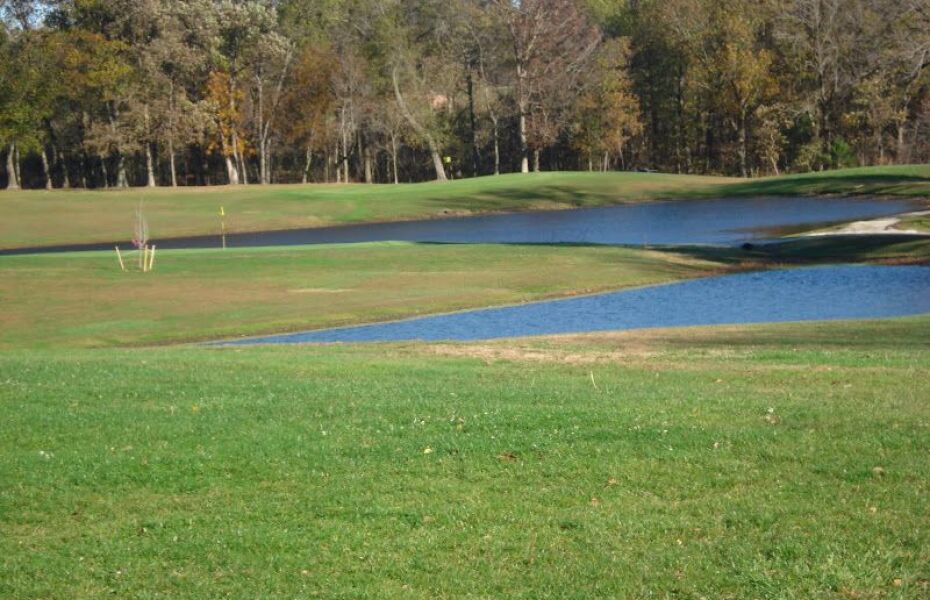 Nehai Property Owners Association Golf Course in Keytesville, Missouri