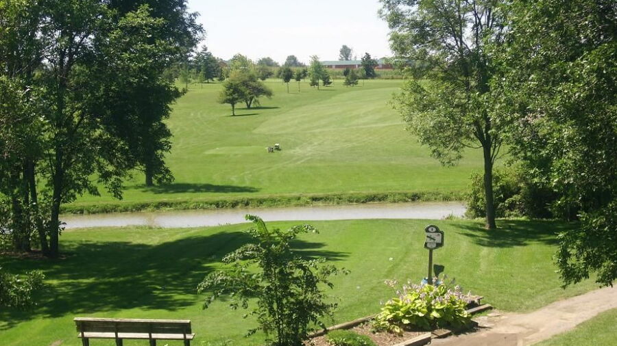 Sandusk GC: 1st tee
