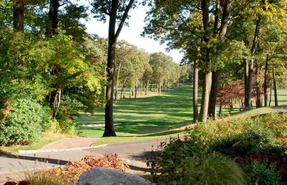 Red/White at Glen Oaks Club in Old Westbury, New York, USA GolfPass