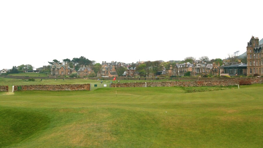 North Berwick Golf Club's West Links - hole 15
