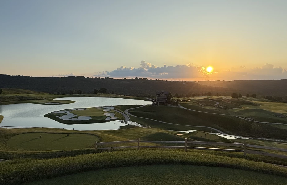 Big Cedar Lodge - Mountain Top