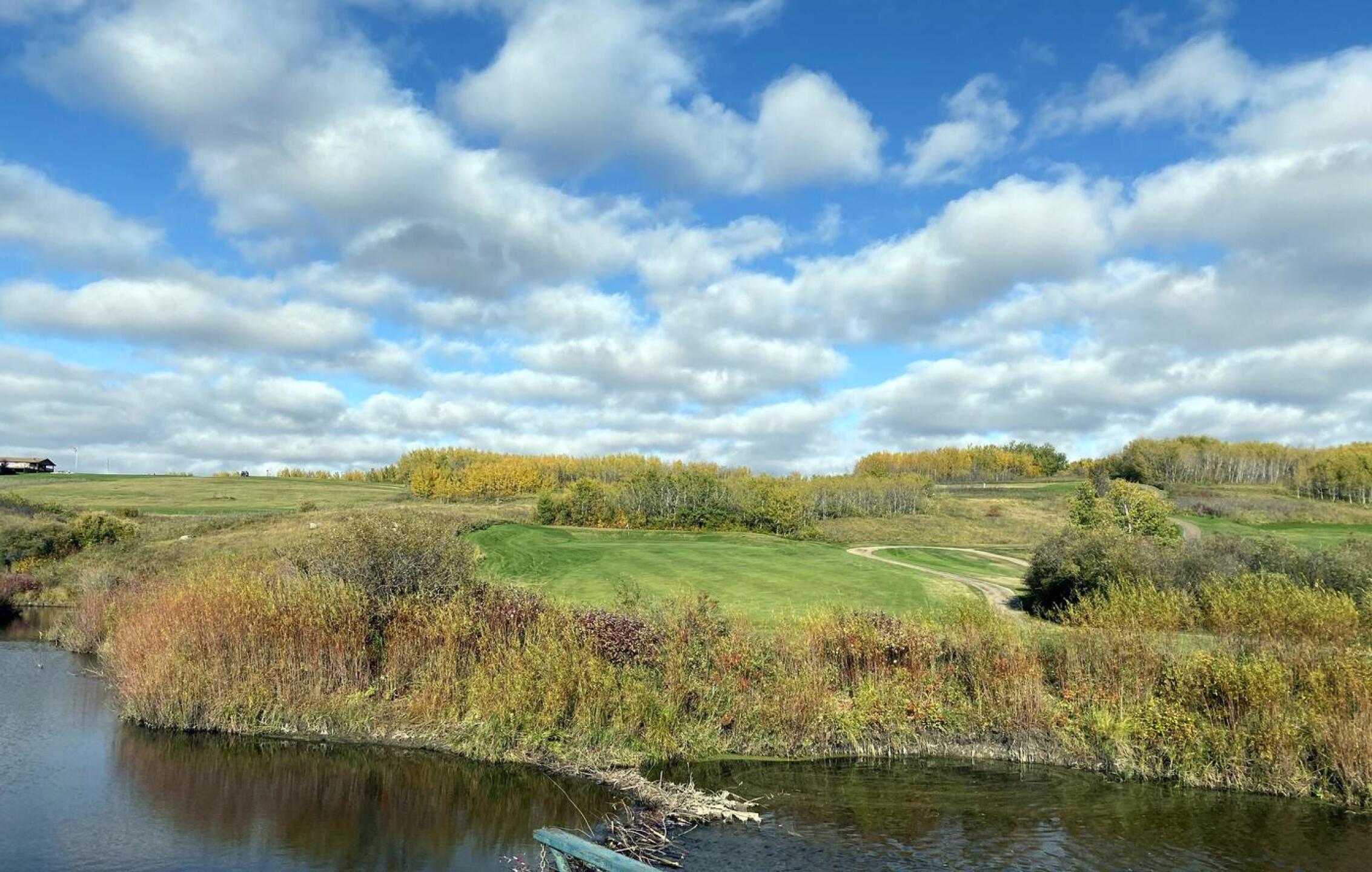 Mannville Riverview GC, Hole 7, Par 4, 365 yds (Photo submitted by DYakimec on 08/21/2021)
