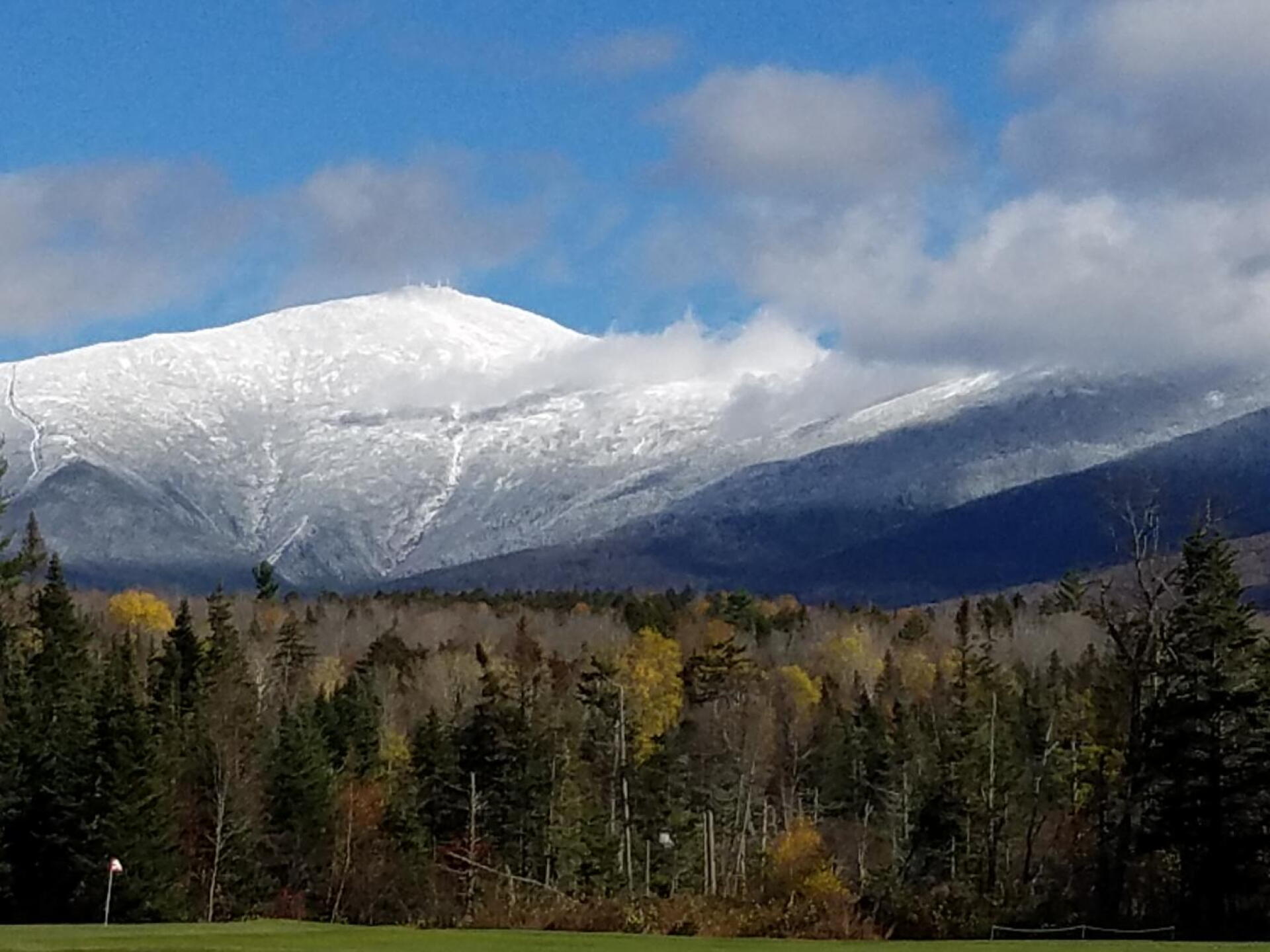 Visible from entire course (Photo submitted by nixinc on 12/18/2019)