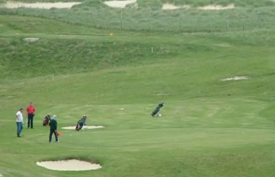 Harris GC: Golfers on the 4th green