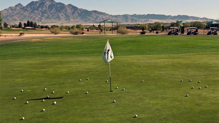 Stallion Mountain Golf Club - putting green