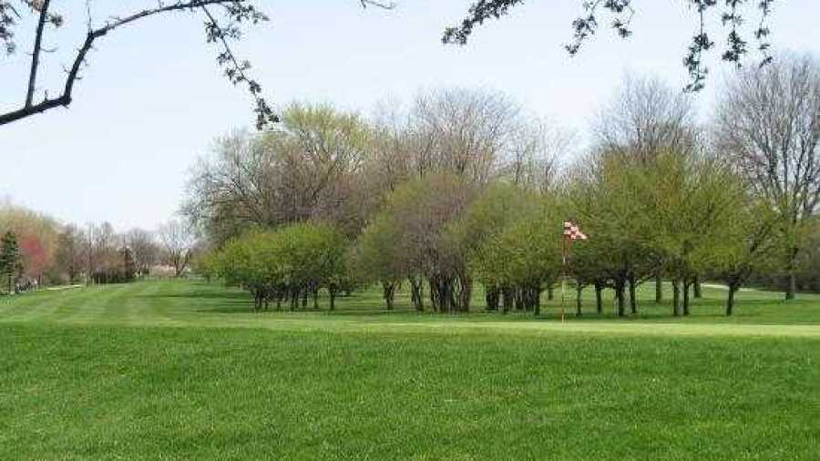White Pines GC - East: #18