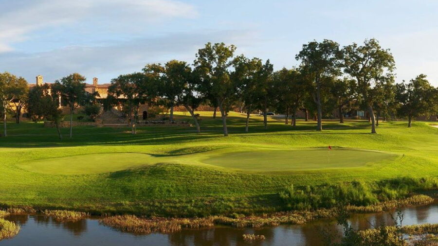 Escondido Golf & Lake Club: #18