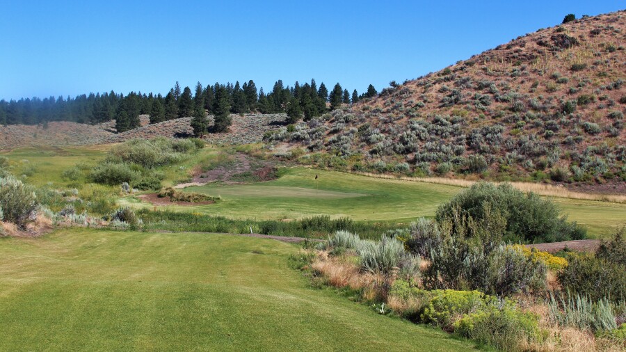 The Retreat & Links at Silvies Valley Ranch - Chief Egan course - hole 2