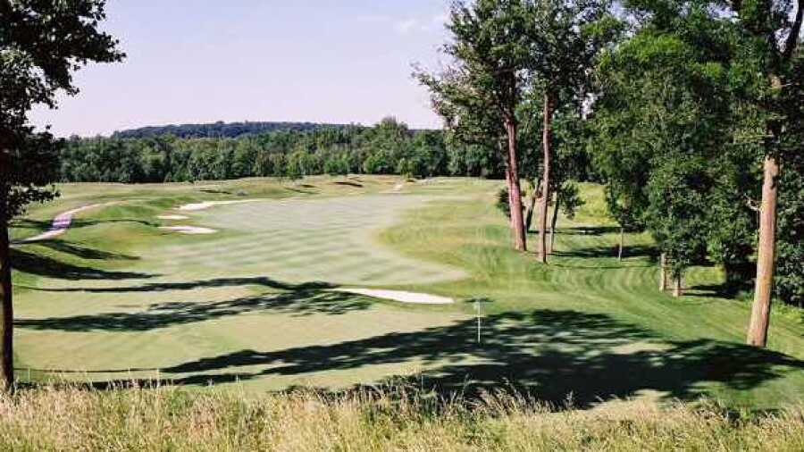 Regents' Glen CC: #18