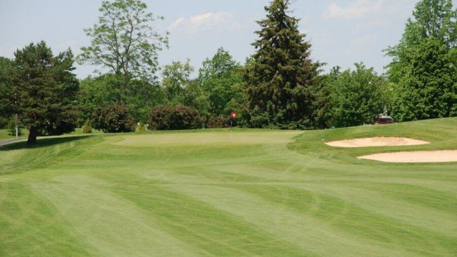 Hillview CC: #18