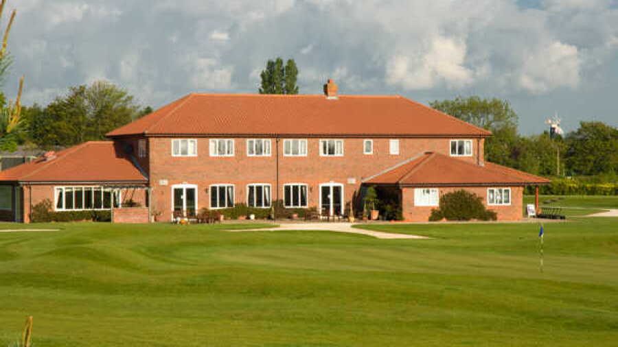 Waltham Windmill GC: Clubhouse