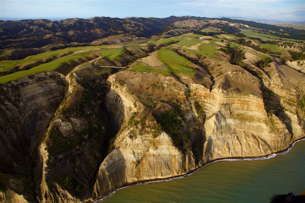 Cape Kidnappers - cliffs