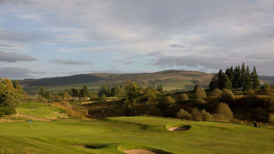 The 16th hole on Queens Course