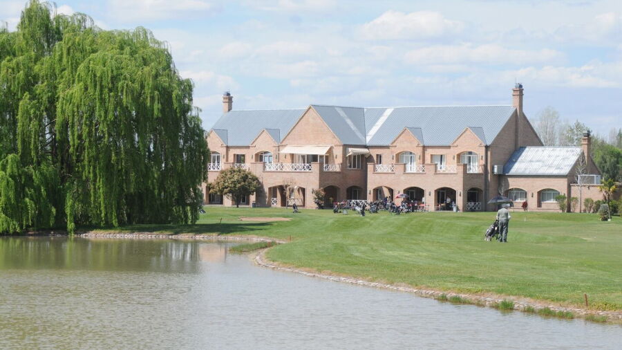 La Vacherie CC: Clubhouse
