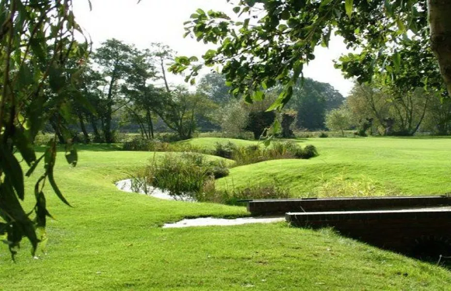 Evesham GC: water hazard