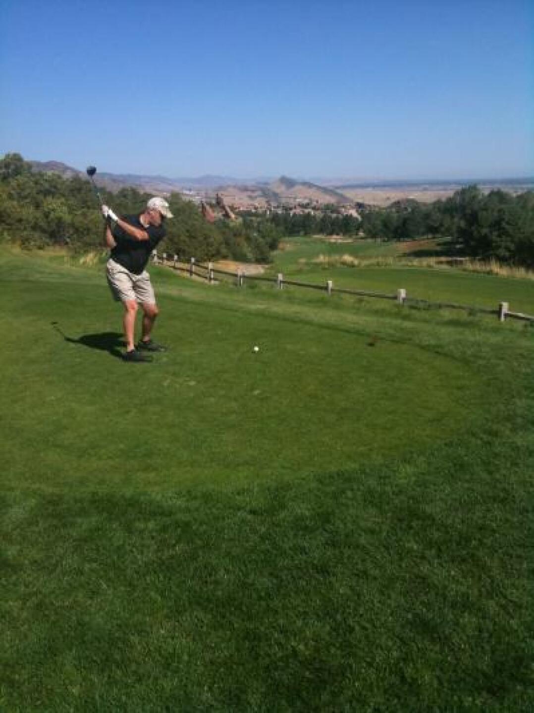 #1 tee box (Photo submitted by GordonATX on 10/02/2013)