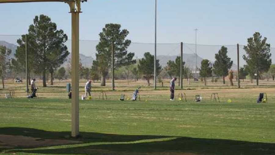 Ascarate Park GC: Driving range