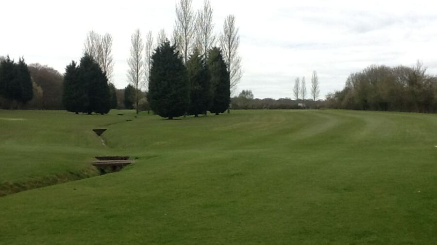North Weald Par 3 GC
