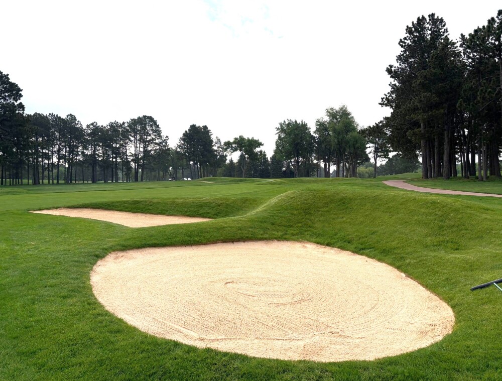 The Broadmoor - East Course - hole 2