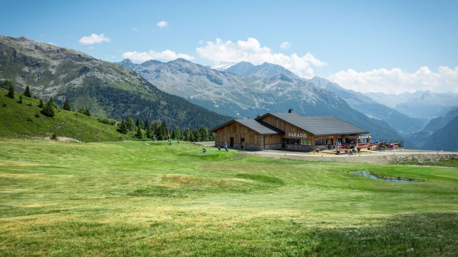Golf de la Rosiere: Clubhouse