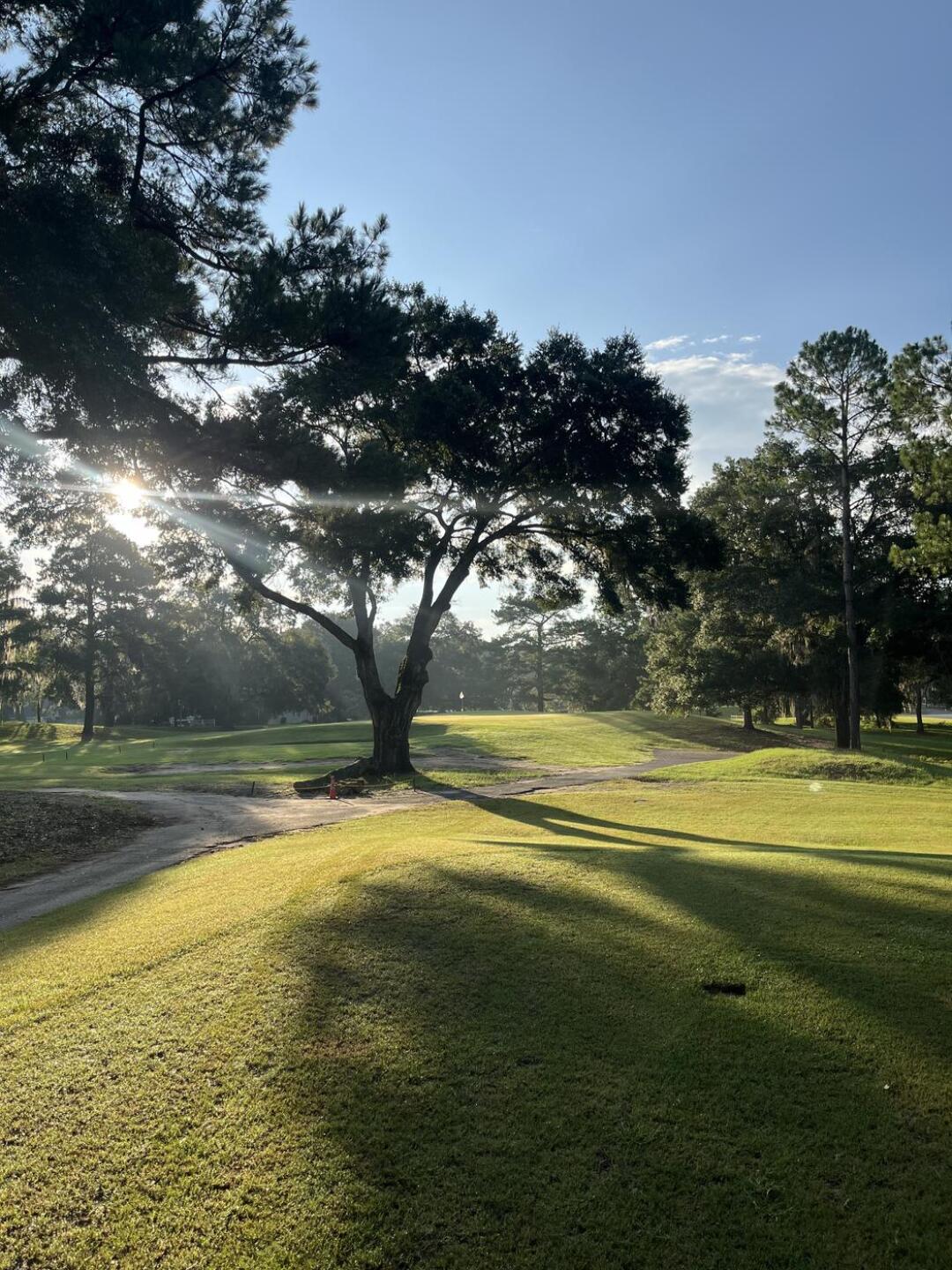 Early morning tee time in August (Photo submitted by AdamB79 on 08/23/2024)