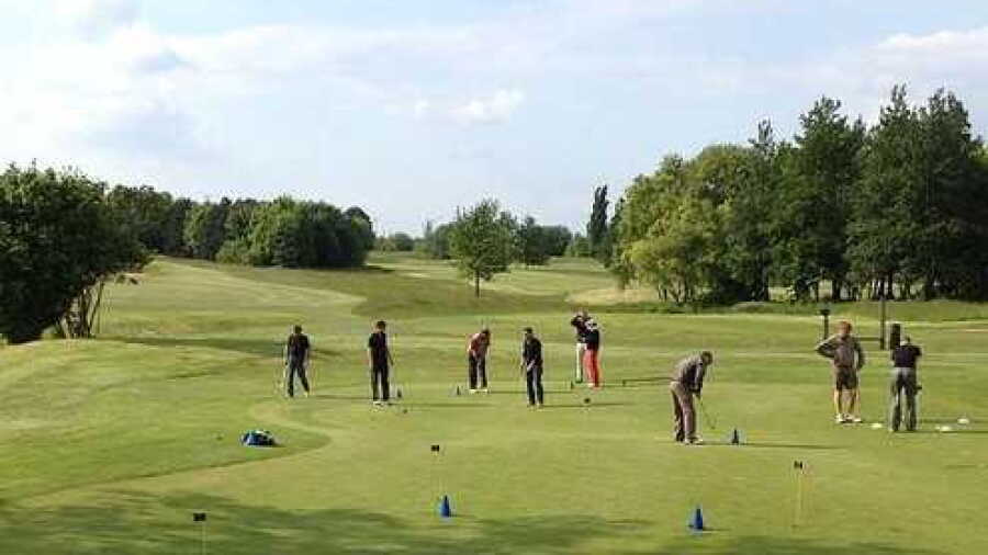 Gonesse GC: Practice area