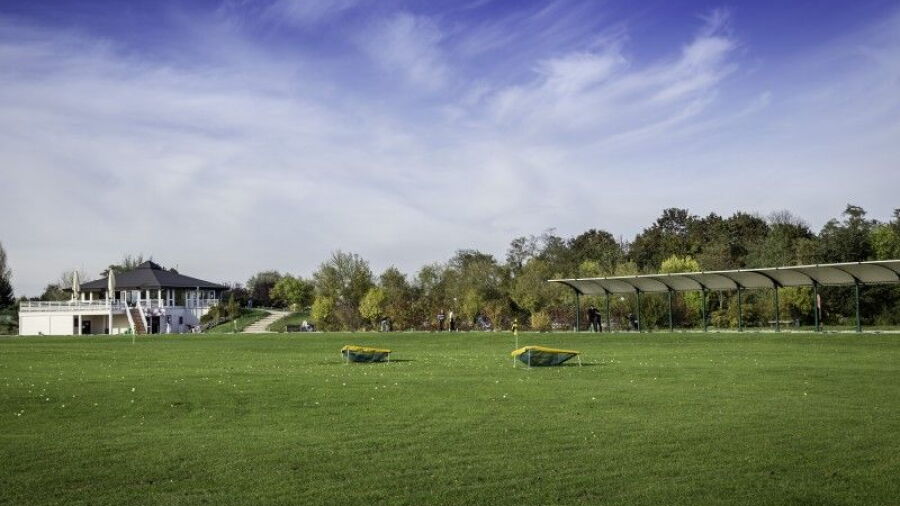 Fort GC: Driving range