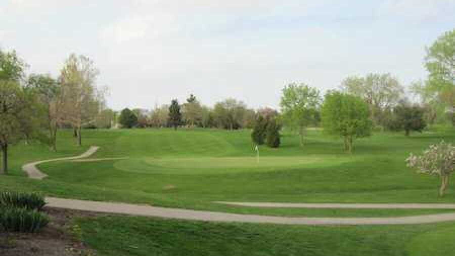 Pekin CC: #18