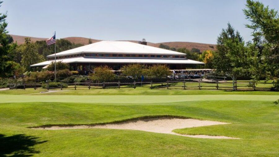 Spring Valley GC: clubhouse