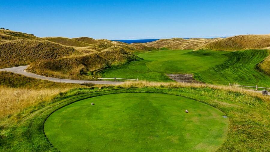 Arcadia Bluffs - dunes