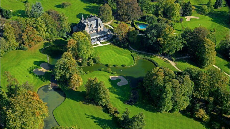 Golf 7 Fontaines: Aerial view