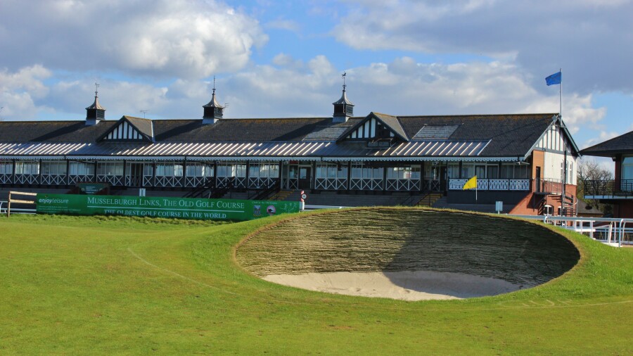 Musselburgh Links - Old Golf Course - hole 1