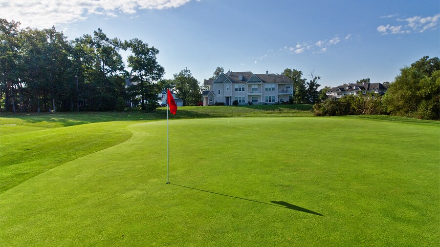 Blue Heron Pines Golf Club - hole 1