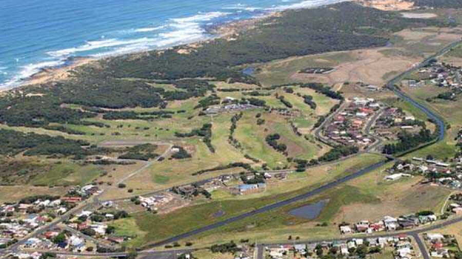 Warrnambool GC: Aerial view