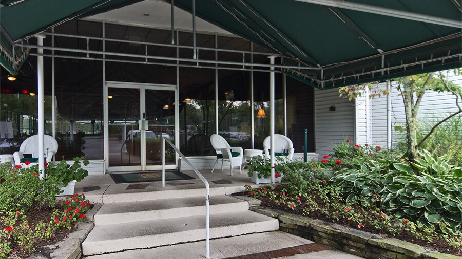 Mays Landing Golf & C.C. - clubhouse