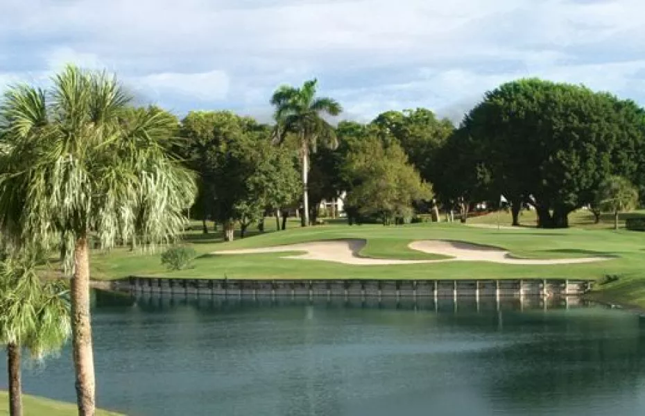 Via Mizner GCC