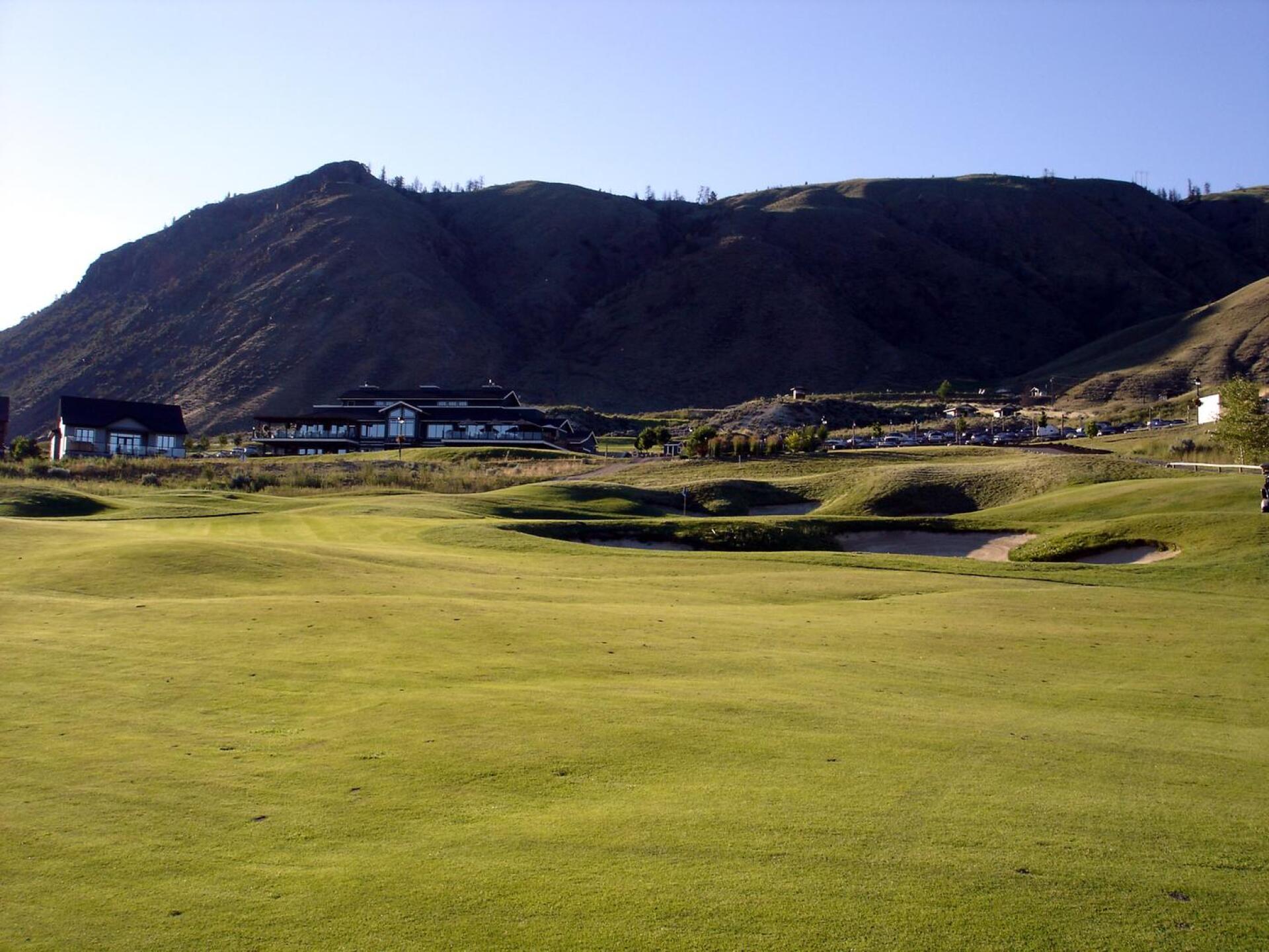 Sun Rivers Golf Resort, Hole 18, Par 5, 505 yds (Photo submitted by DYakimec on 08/26/2017)