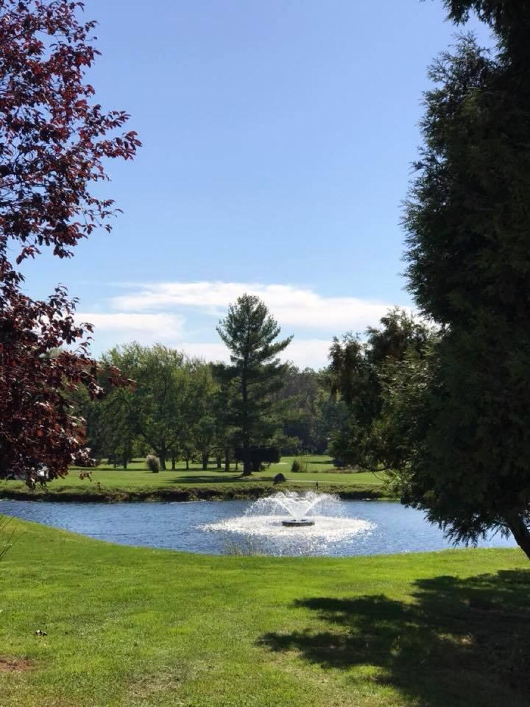 Fountain in Pond near 9th Green (Photo submitted by Pat123T on 05/03/2019)